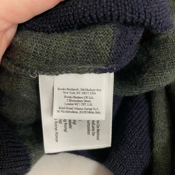 Brooks Brothers 100% Merino Wool Navy and Green Striped V Neck Sweater Men's L - Picture 8 of 8